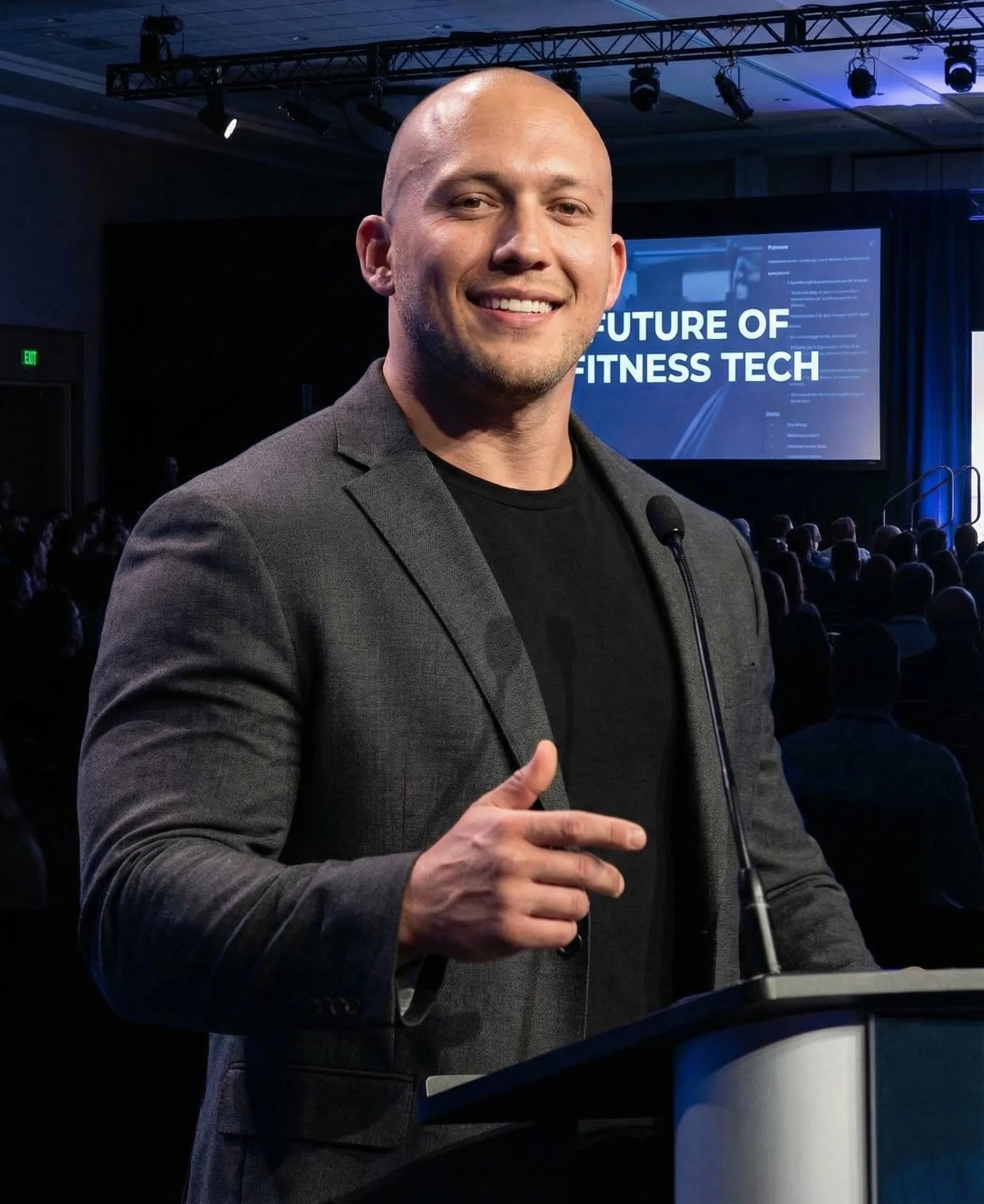 Dr. Aren Nilsson speaking on stage